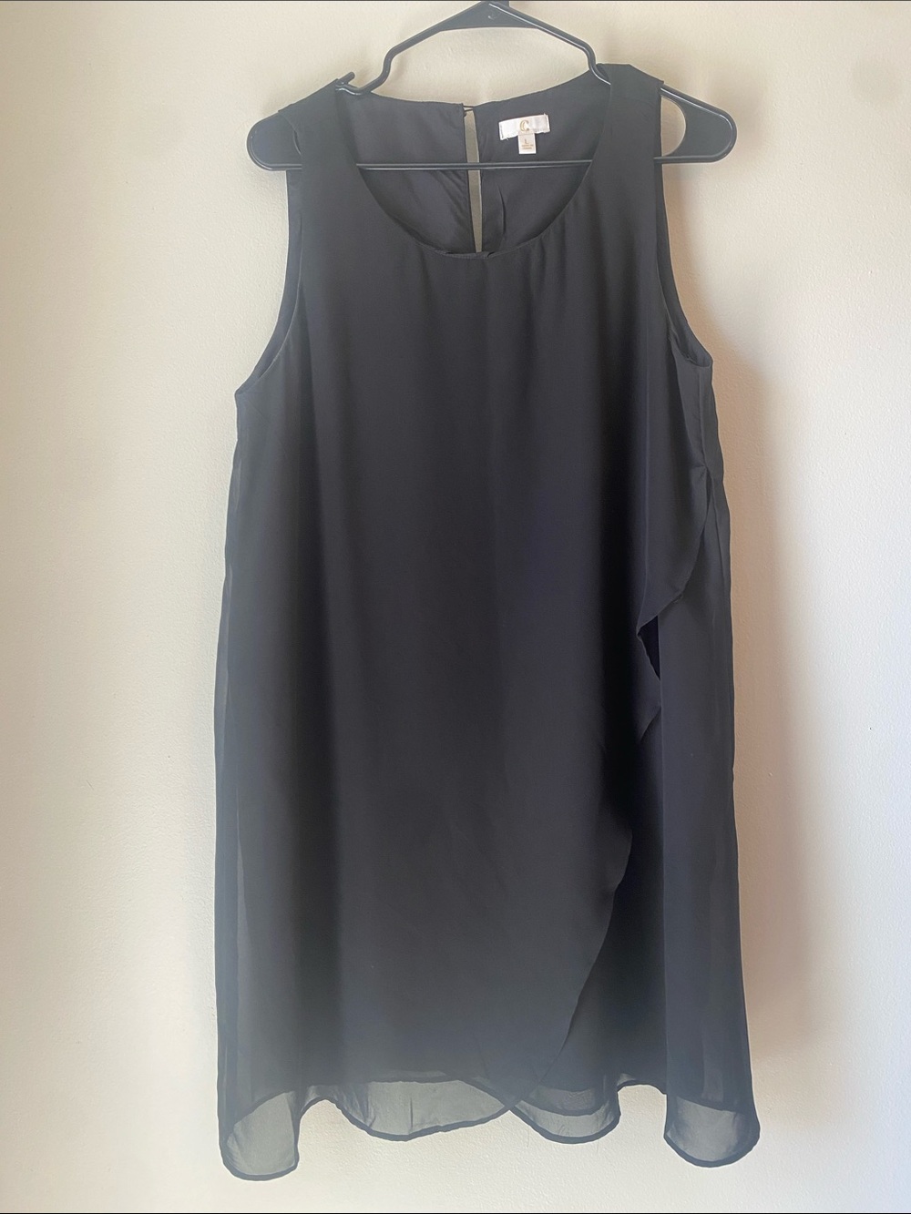 Charming Charlie Black Sleeveless Chiffon Overlay Shift Dress